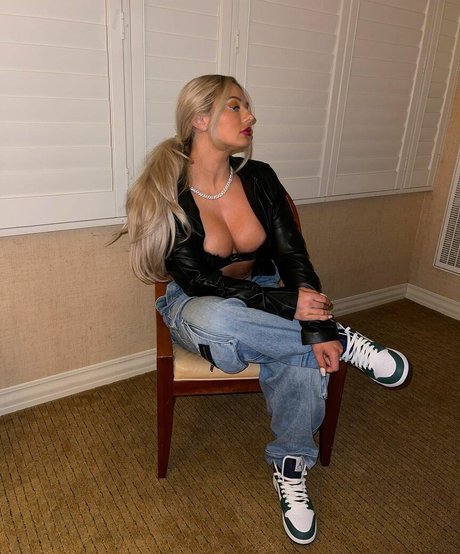 Miranda Cohen kunst sexy fotos