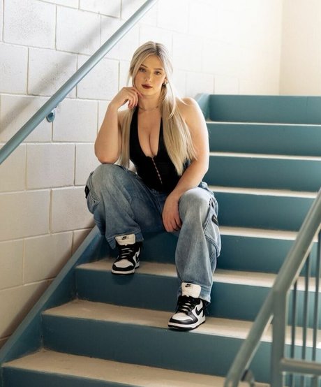 Miranda Cohen nacktheit top bilder