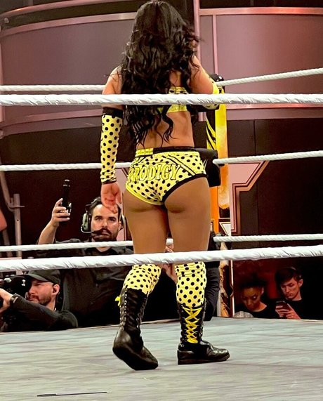 Roxanne Perez pornostar perfekte galerie