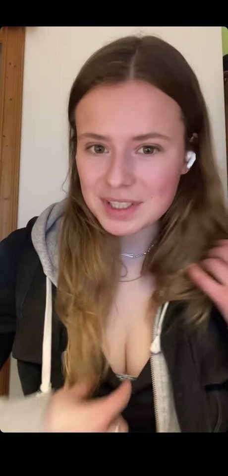 Luisa Neubauer erotische erwachsene galerie