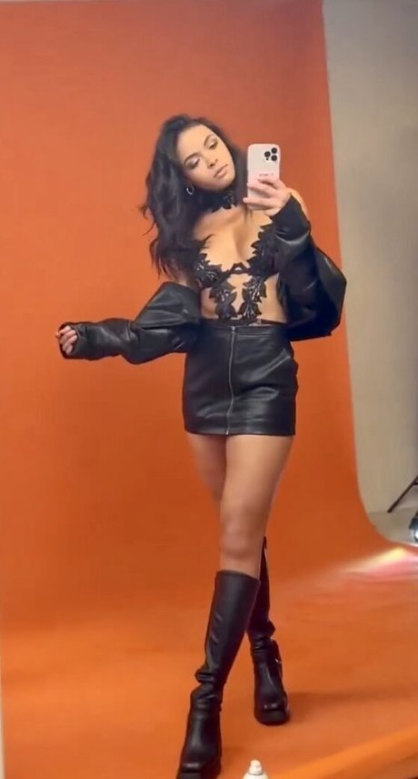 Vanessa Bauer heiße nackten galerie