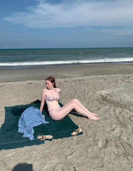 Cherrylovebombb top hd fotos