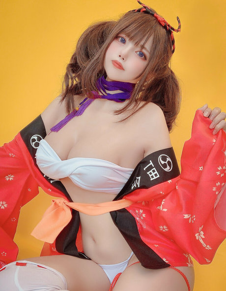 vollbusige milf onlyfans nackt bild