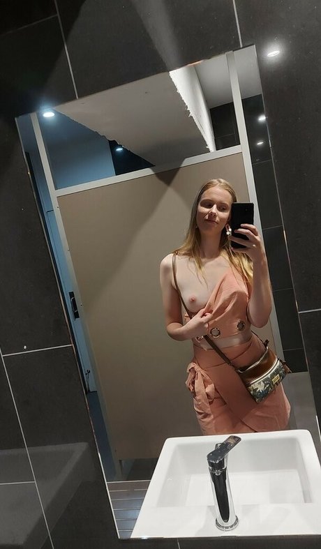 HornGK kostenlose nacktheit bild