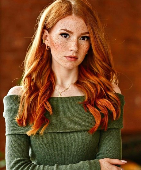 Larissa Opitz pornostar kunst bild