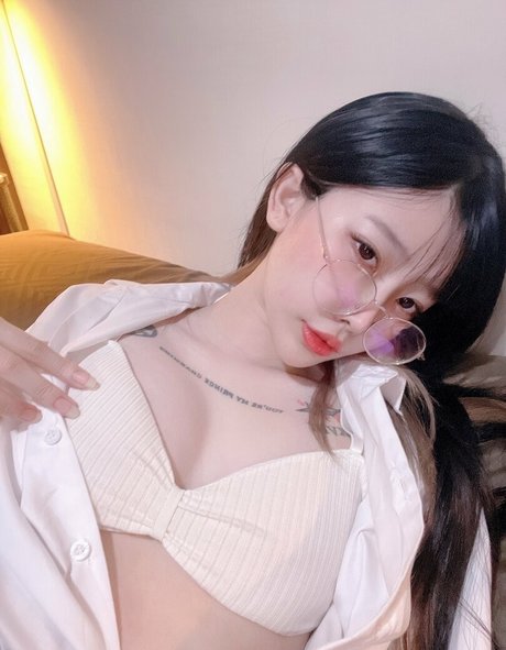 Xgina pornostar kunst galerie