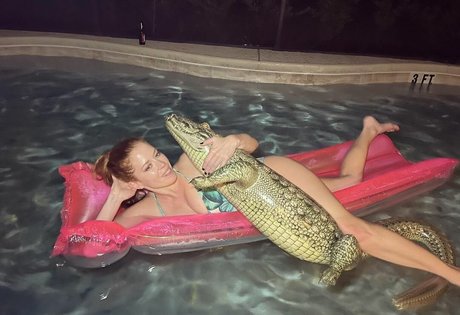 kurviges mädchen von nebenan nur fans nackt pornografische foto