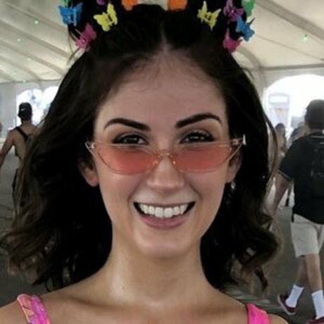 AllyAlv_ pornostar exklusive galerie