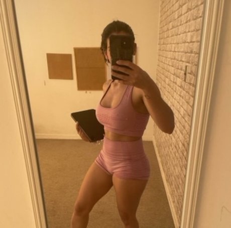 Sara Miller sexy porno galerien