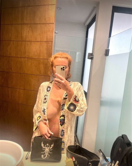 hentai onlyfans nacktheit akt archiv