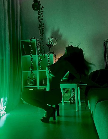 JenniferWilly exklusive nacktheit archiv