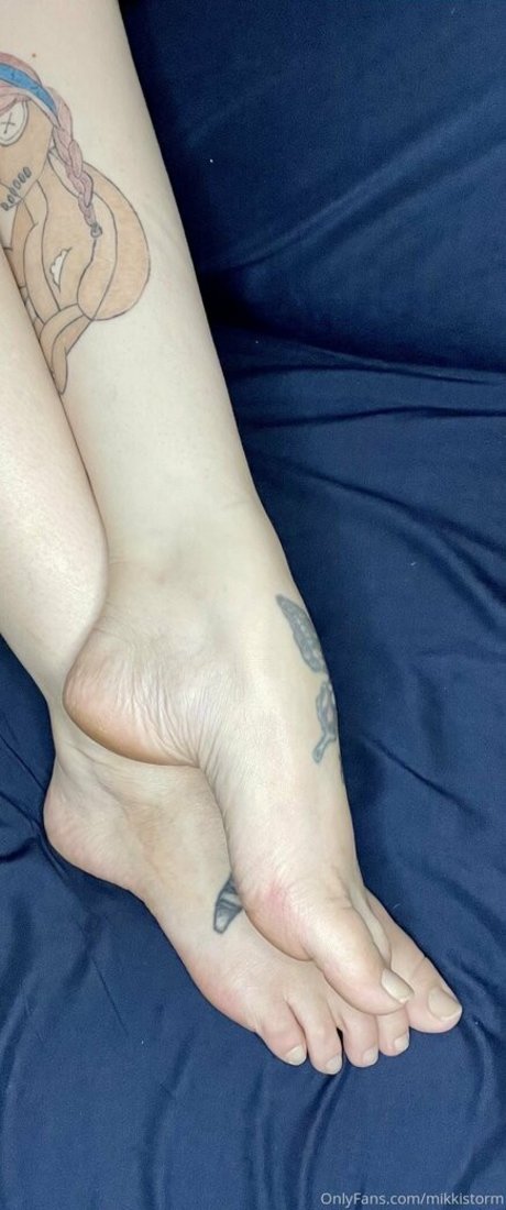 mikkistorm nackt pornostar galerien