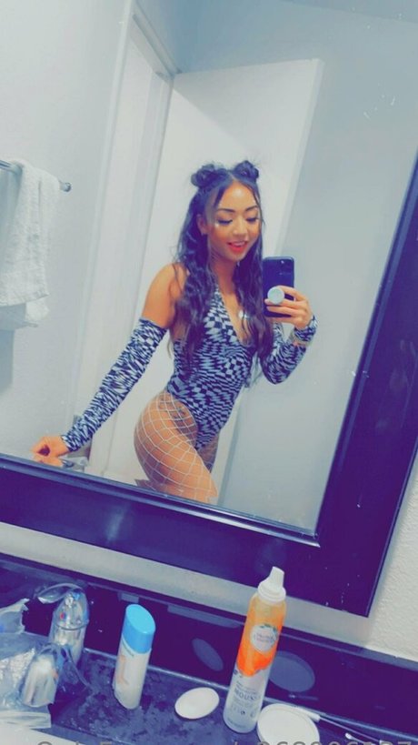 asianfreshman top pornographische foto