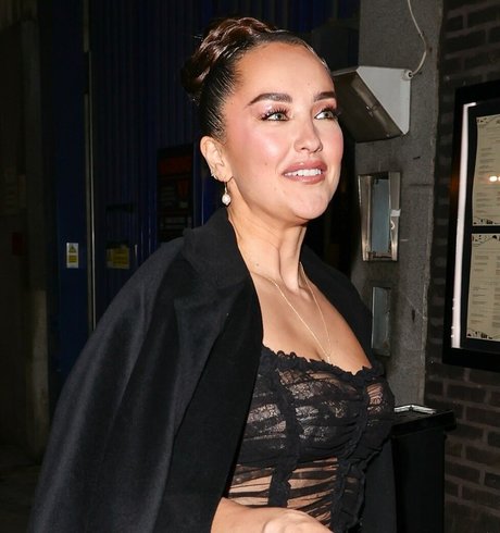 Elena Ora nacktheit schöne archiv