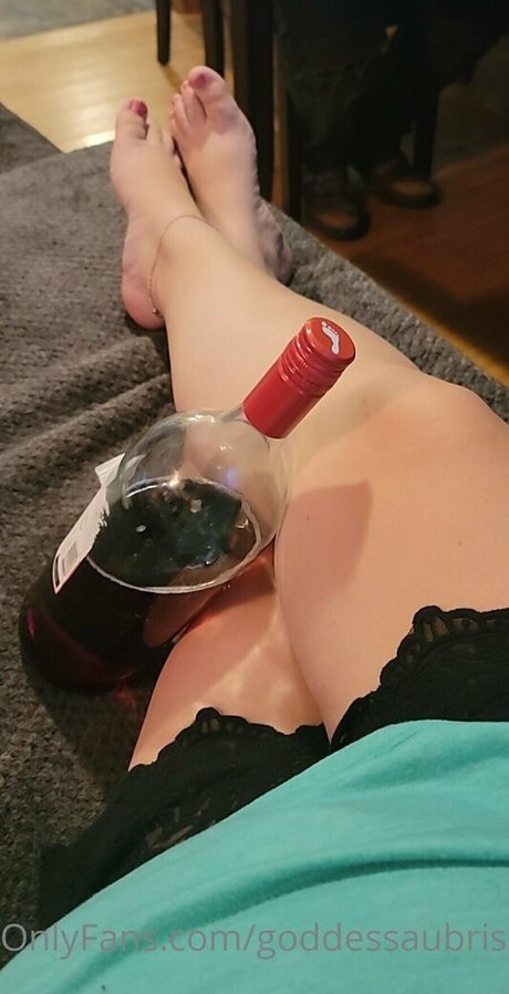 goddessaubrislav freie top bild