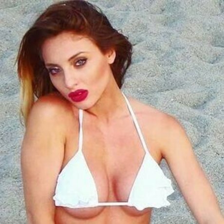 blondine masturbiert nur fans xxx kunst bild