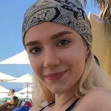 Snowmaiid porno pornostar bild