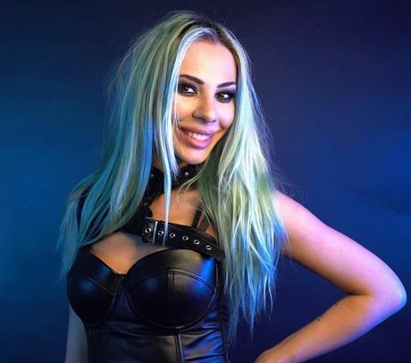 milf yoga onlyfans erwachsene kunst bilder