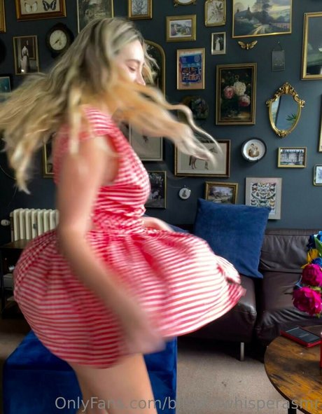 Blissful Whisper ASMR exklusive nackt bild