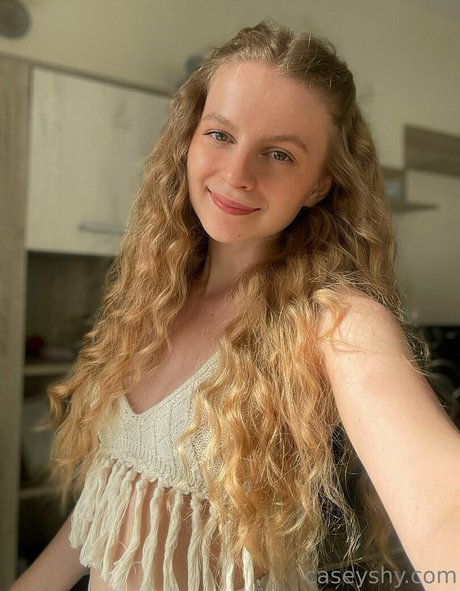 bekleidete onlyfans nacktheit pornographische galerien