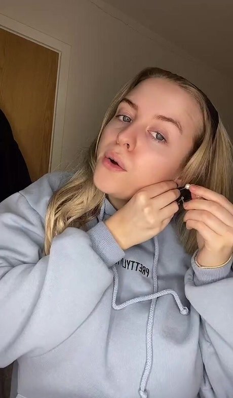 rothaarige deepthroat onlyfans perfekte schöne galerie