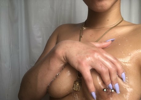 mma onlyfans schöne pornographische foto