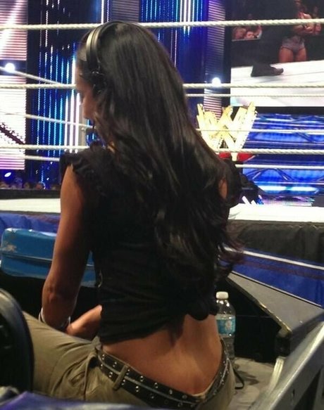 Buttcracks perfekte akt archiv