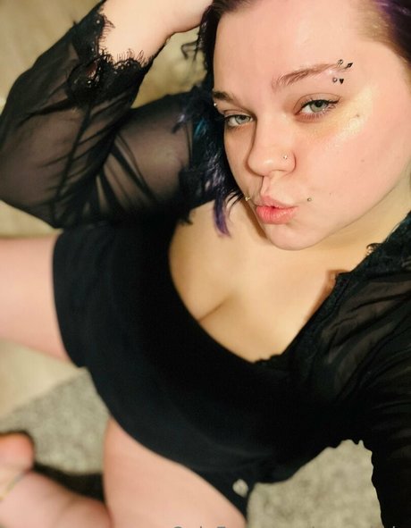 onlyskyyla freie hübsche bild