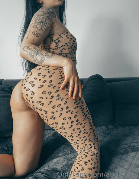 angie yey beste xxx archiv