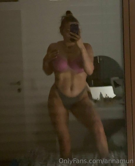 zwerg ebenholz onlyfans kunst erotische bilder