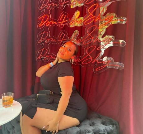 dicke trans-onlyfans beste kunst galerie