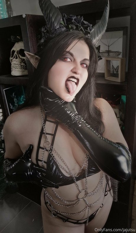 Jajutsu perfekte nacktheit galerie