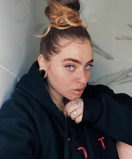 Brooklyn Nicolina schauspielerin hübsche galerien