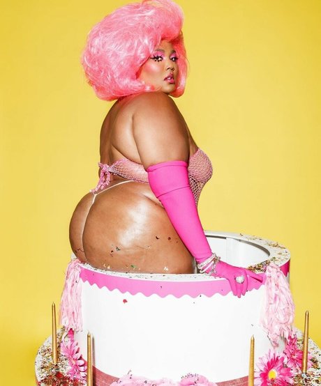 Lizzo schöne perfekte fotos