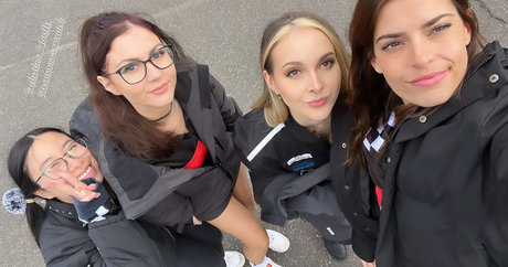 Develique freie pornostar bild