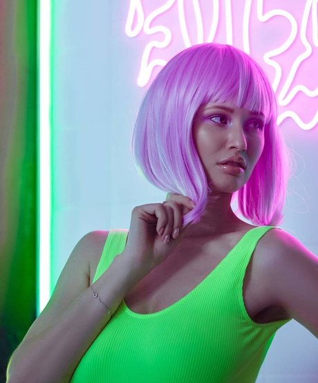 Stella Cardo nackt porno archiv