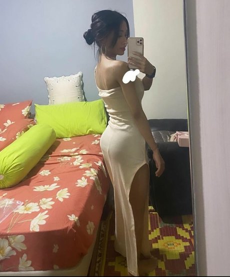 Lenny Emelda model erwachsene foto