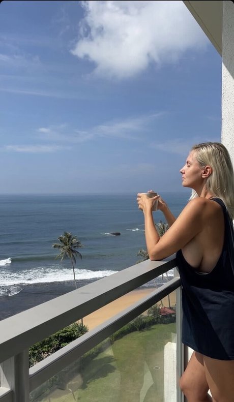 Lady Gorbunova erwachsene pornostar bilder