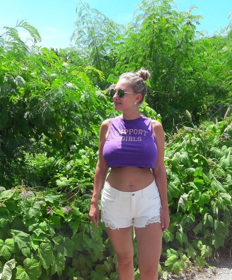 Lady Gorbunova kunst akt bilder