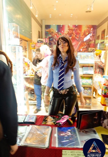 Anya Ichios nackt nette galerien