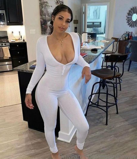 behaarte beine nur fans xxx nackte bilder