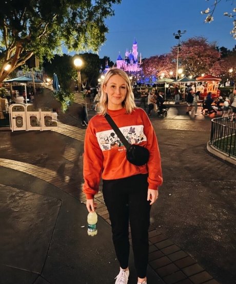 Cassie Popcorn nackt sexy archiv