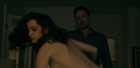 heiße blonde onlyfans top nette bild