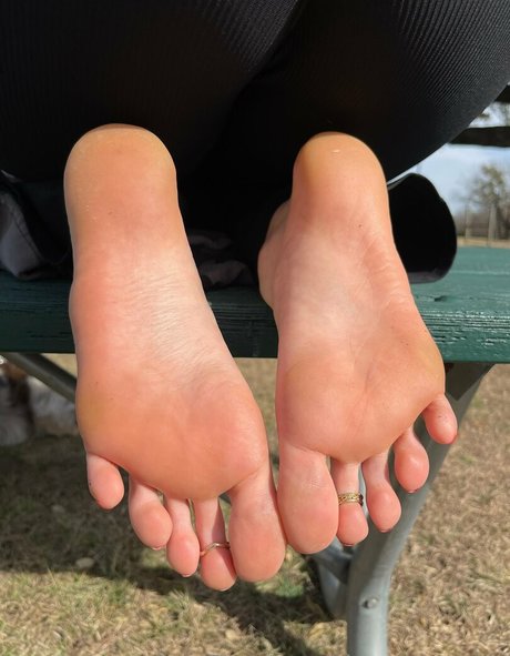 Gingerstoesies erotische bild