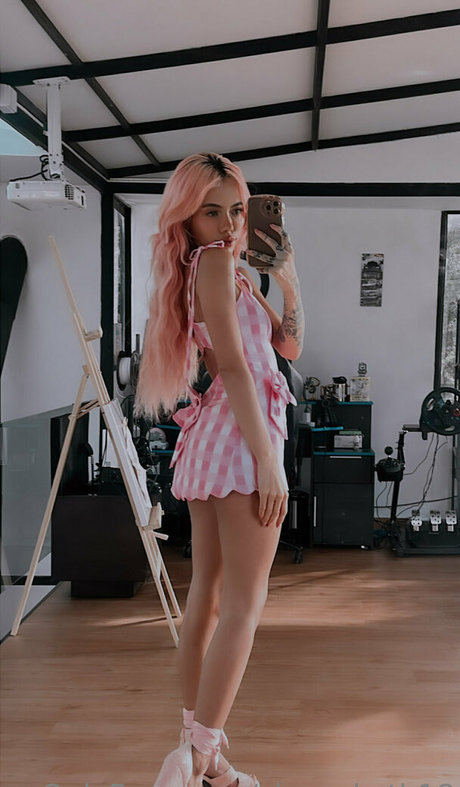 shemale-onlyfans kunst exklusive archiv