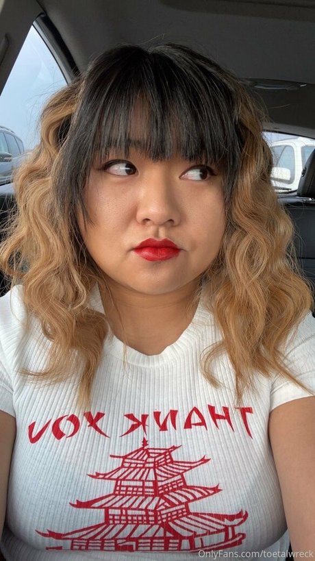 toetalwreck perfekte nackte bilder