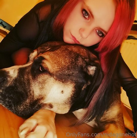 nidagonehot heiße kunst fotos