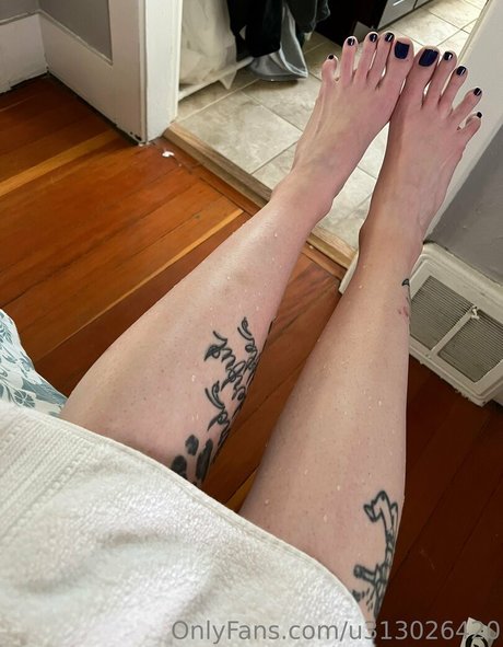 loritoes32 nackt schöne fotos