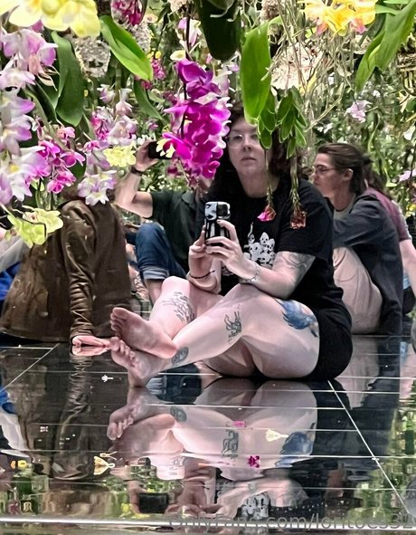 loritoes32 heiße exklusive foto