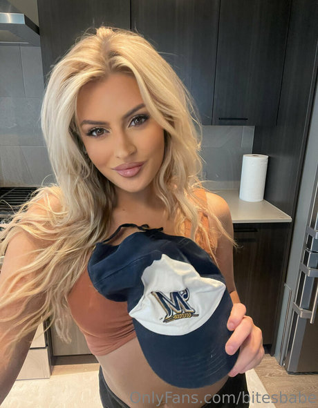 bitesbabe nackt schöne galerien